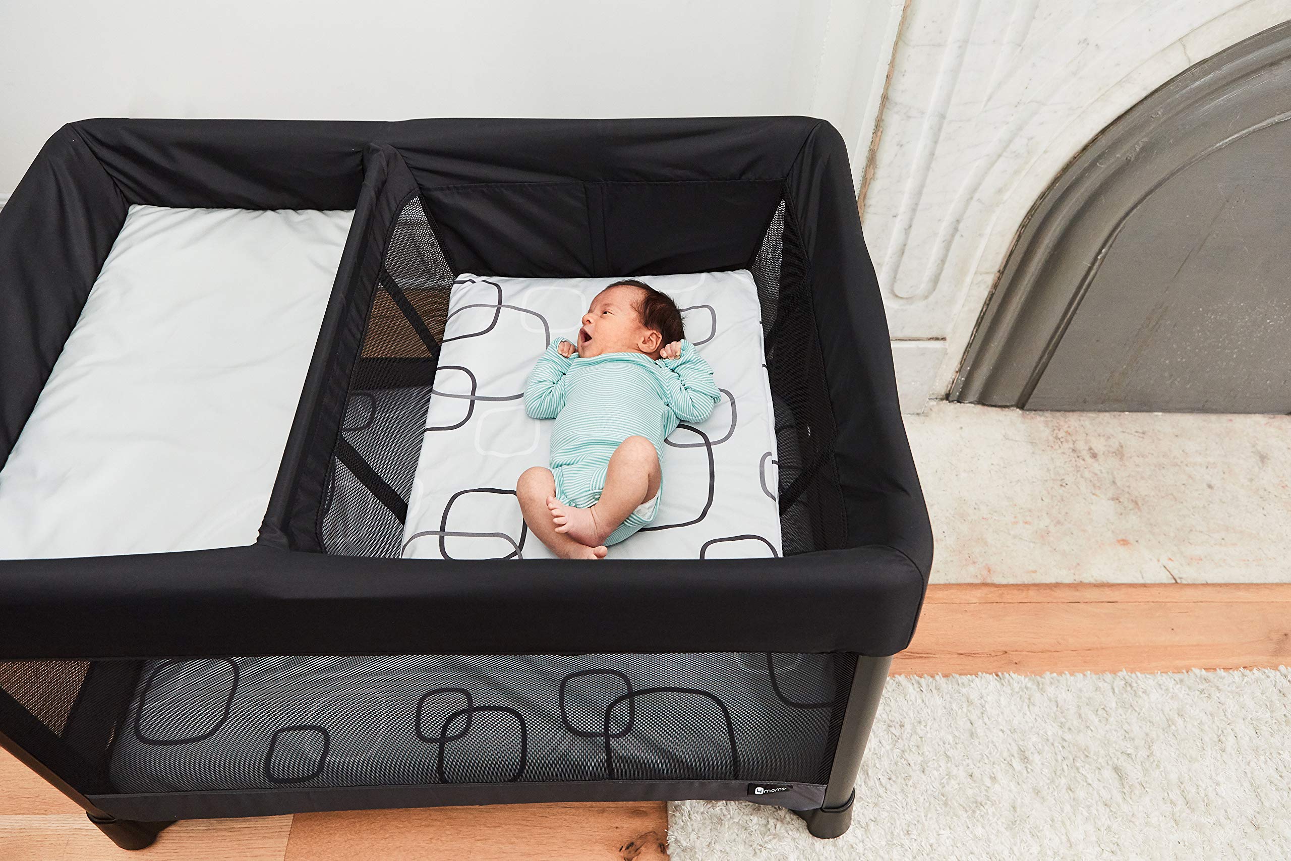 4moms breeze Bassinet Sheets, For Baby Bassinets and Furniture, Waterproof, Machine Washable, Soft, Plush Fabric, Silver/White, 1 Count (Pack of 1) - Image 4