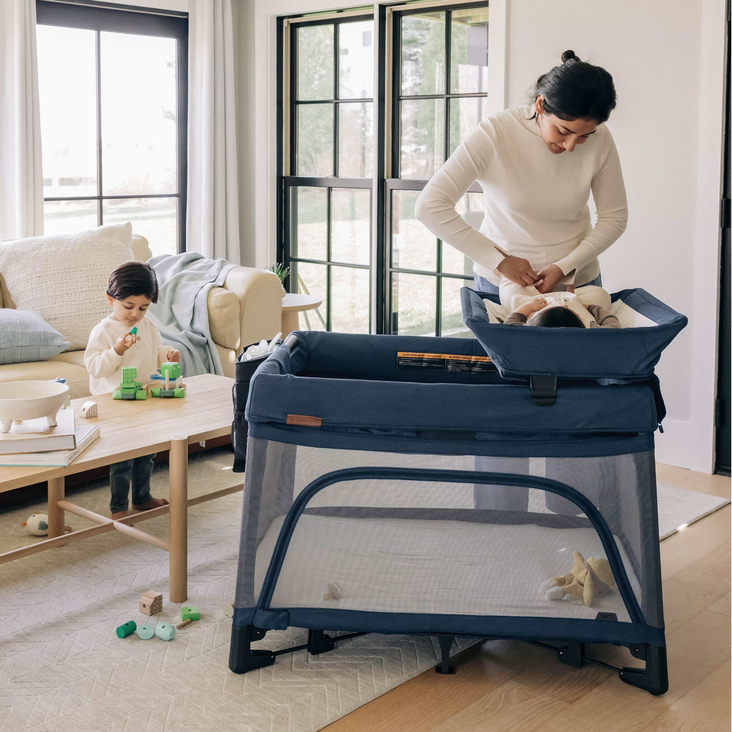 UPPAbaby Remi Changing Station/Wipeable Surface/Simple Attachment and Storage/Charlie (Sand Mélange) - Image 5