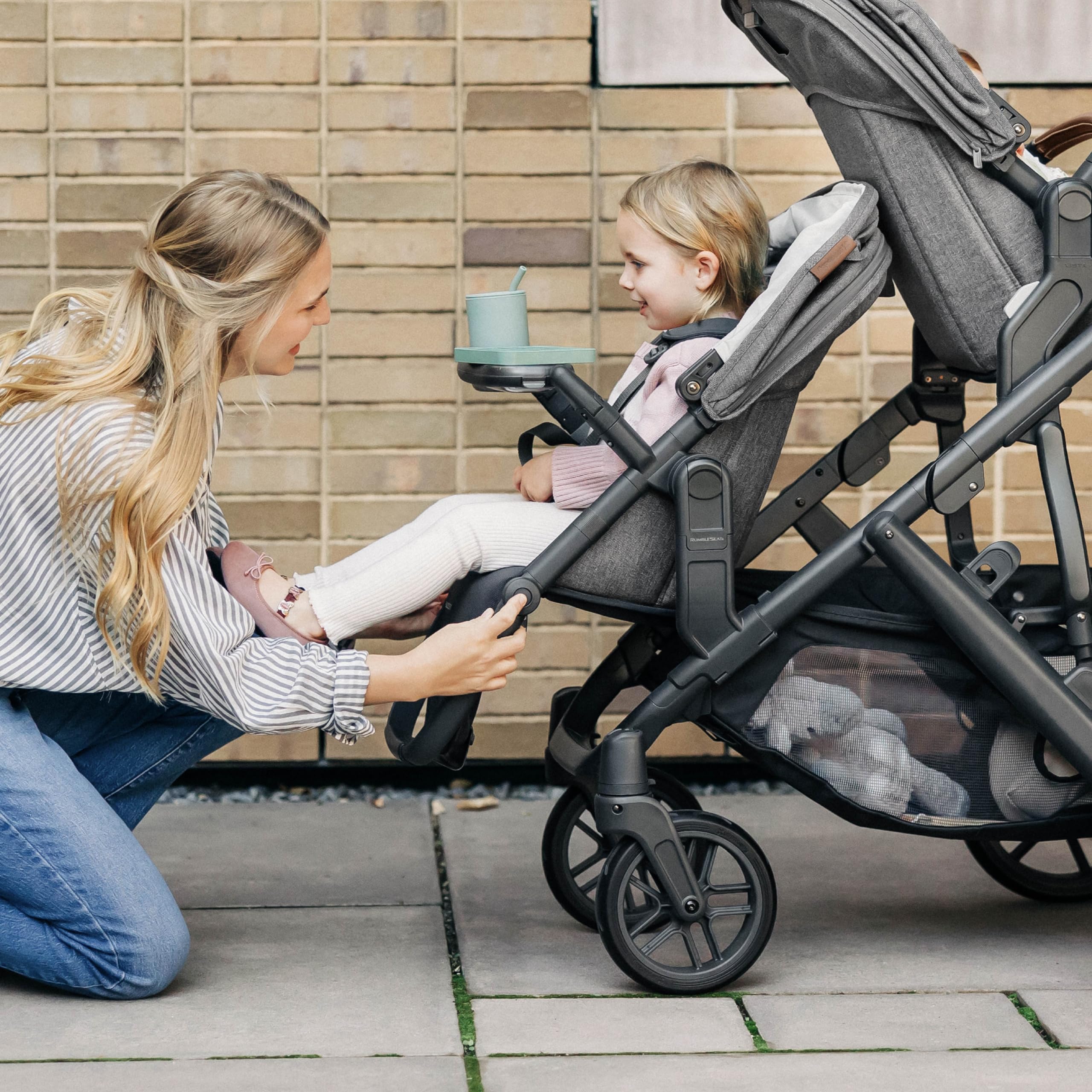 UPPAbaby Snack Tray for Vista, Cruz, RumbleSeat / Quick Attachment / Folds with Stroller - Image 6